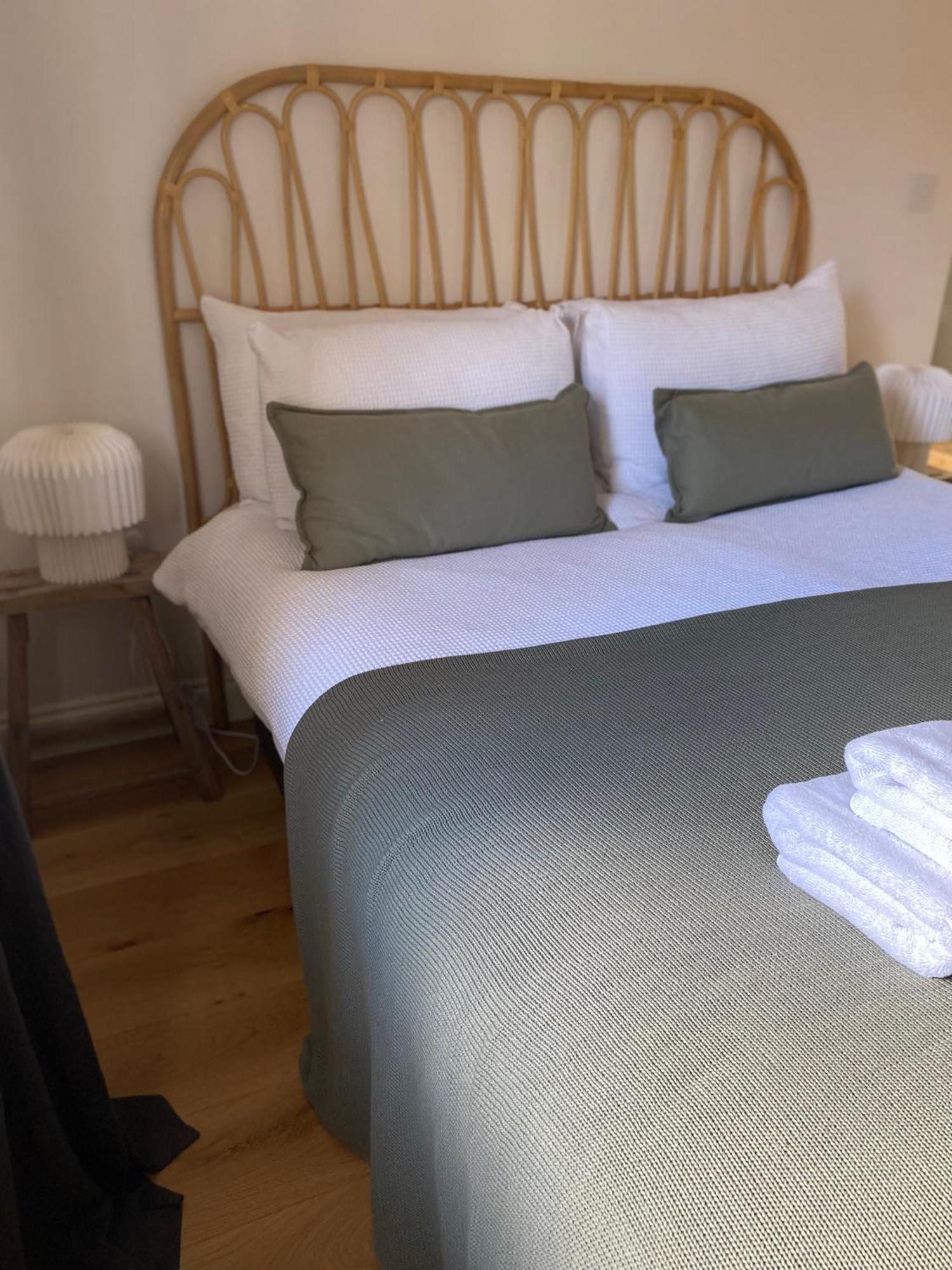 Luxury Cotswold Cottage With Hot Tub In Stow On The Wold! 외부 사진